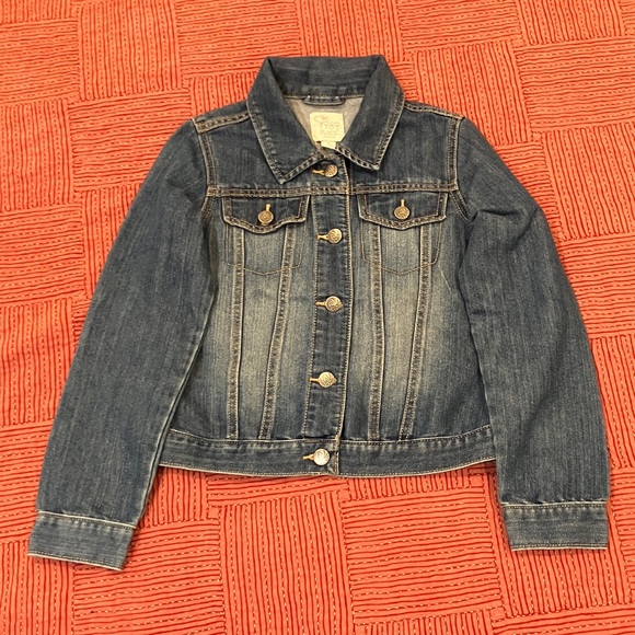 Large 10-12 years Blue Jean Jacket with butterfly motif on buttons - Picture 15 of 15